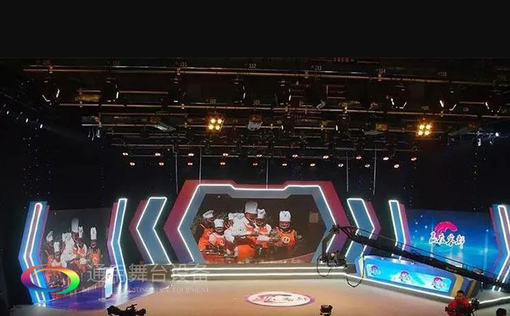 坐標廣東梅州！通用舞臺承接梅州廣播電視臺演播廳項目